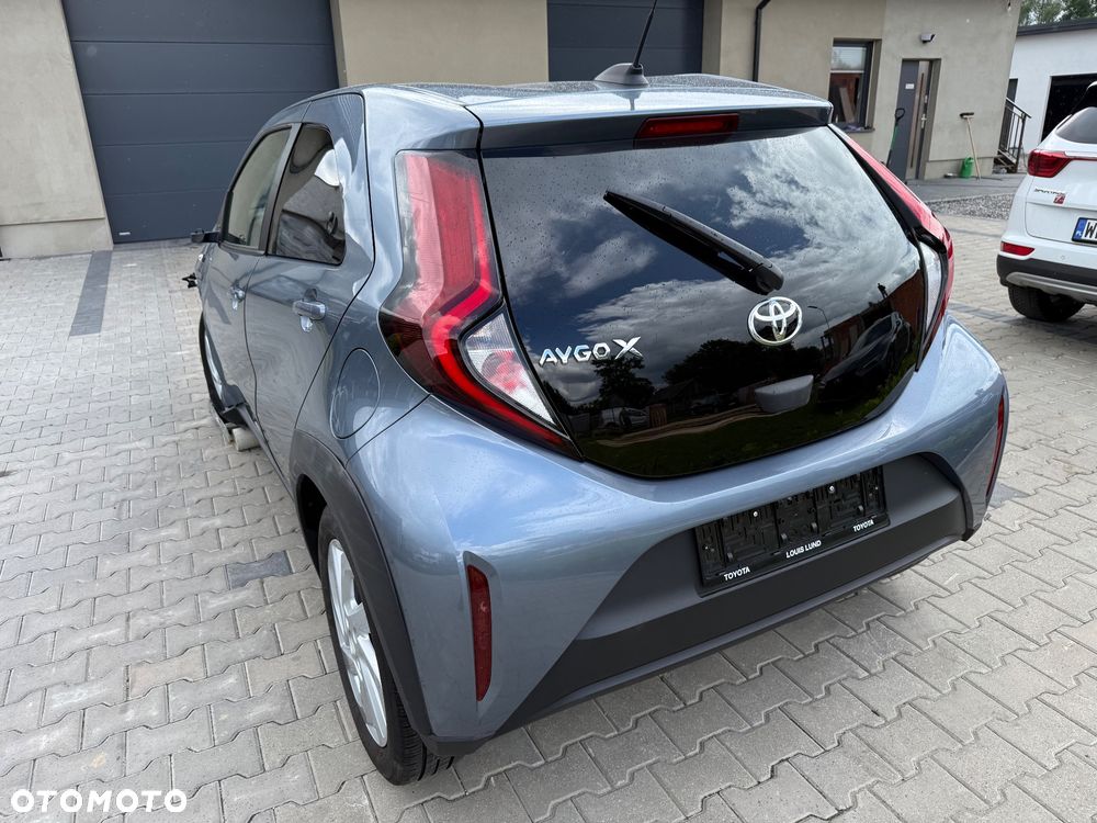 Toyota Aygo X S-CVT Explore - 9