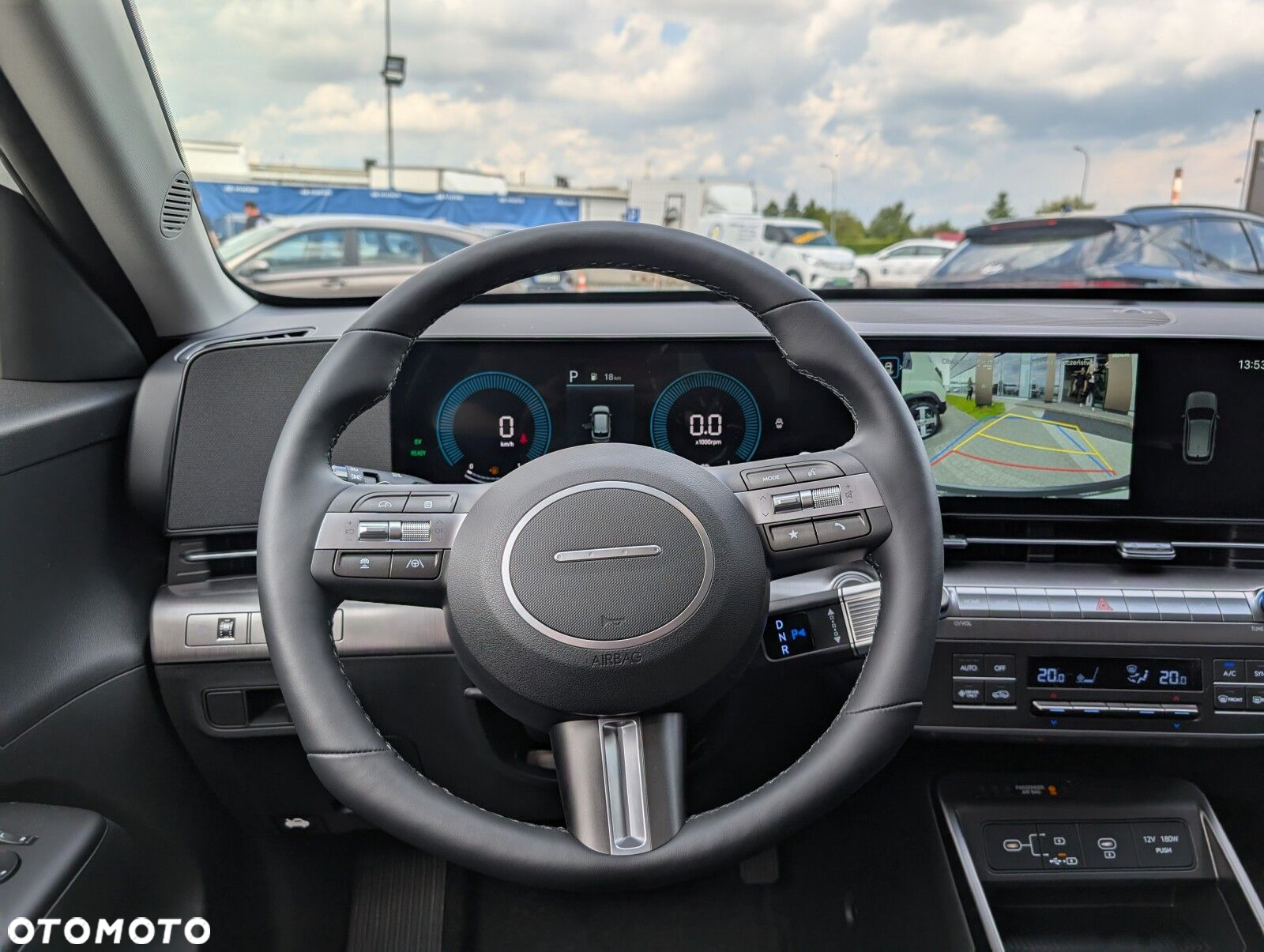 Hyundai Kona - 11