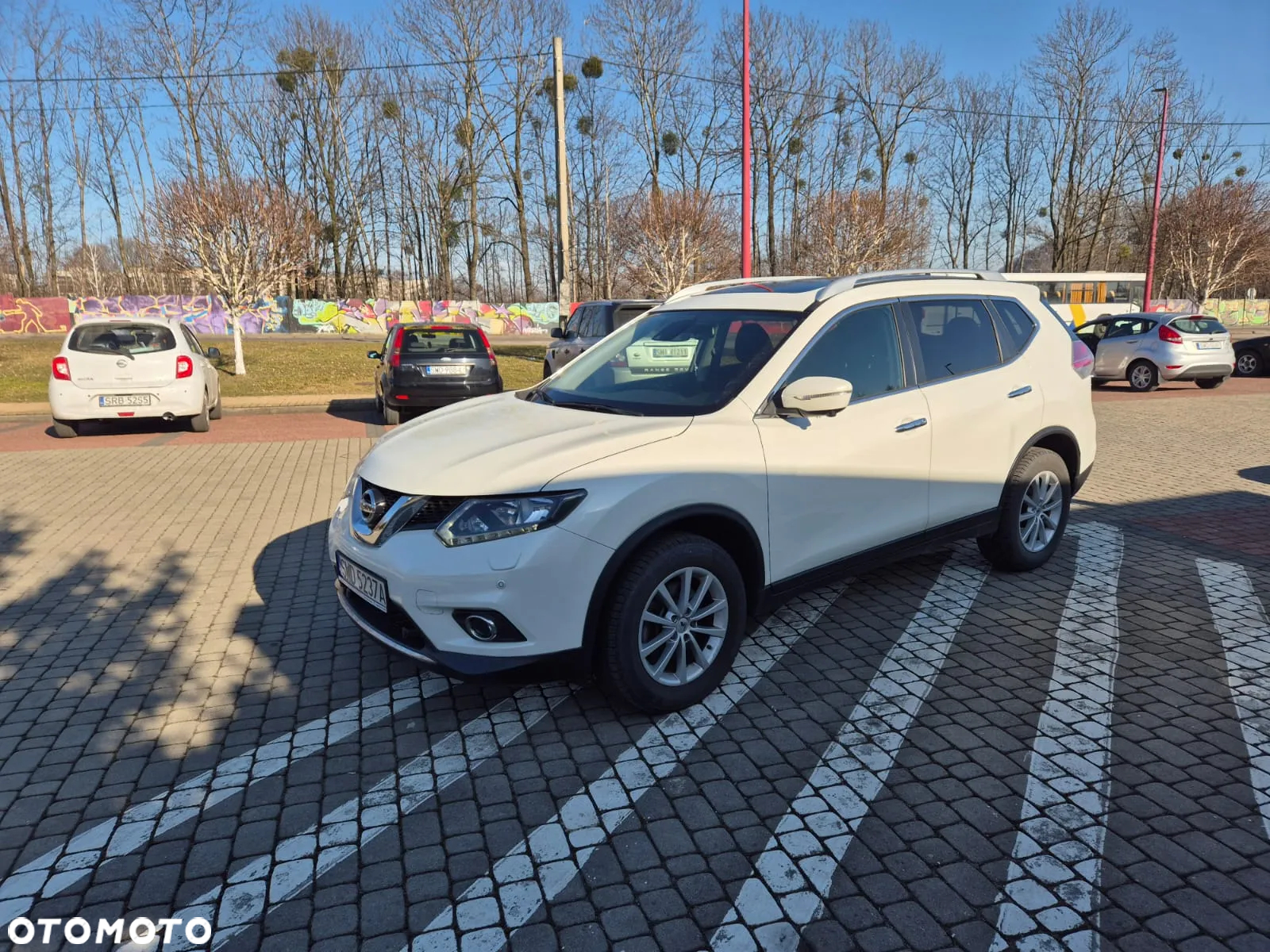 Nissan X-Trail 2.0 dCi Tekna 2WD Xtronic - 4