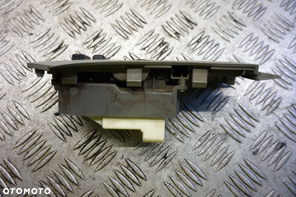 PANEL STEROWANIA SZYB YARIS II  TOYOTA 2005-2009 - 2