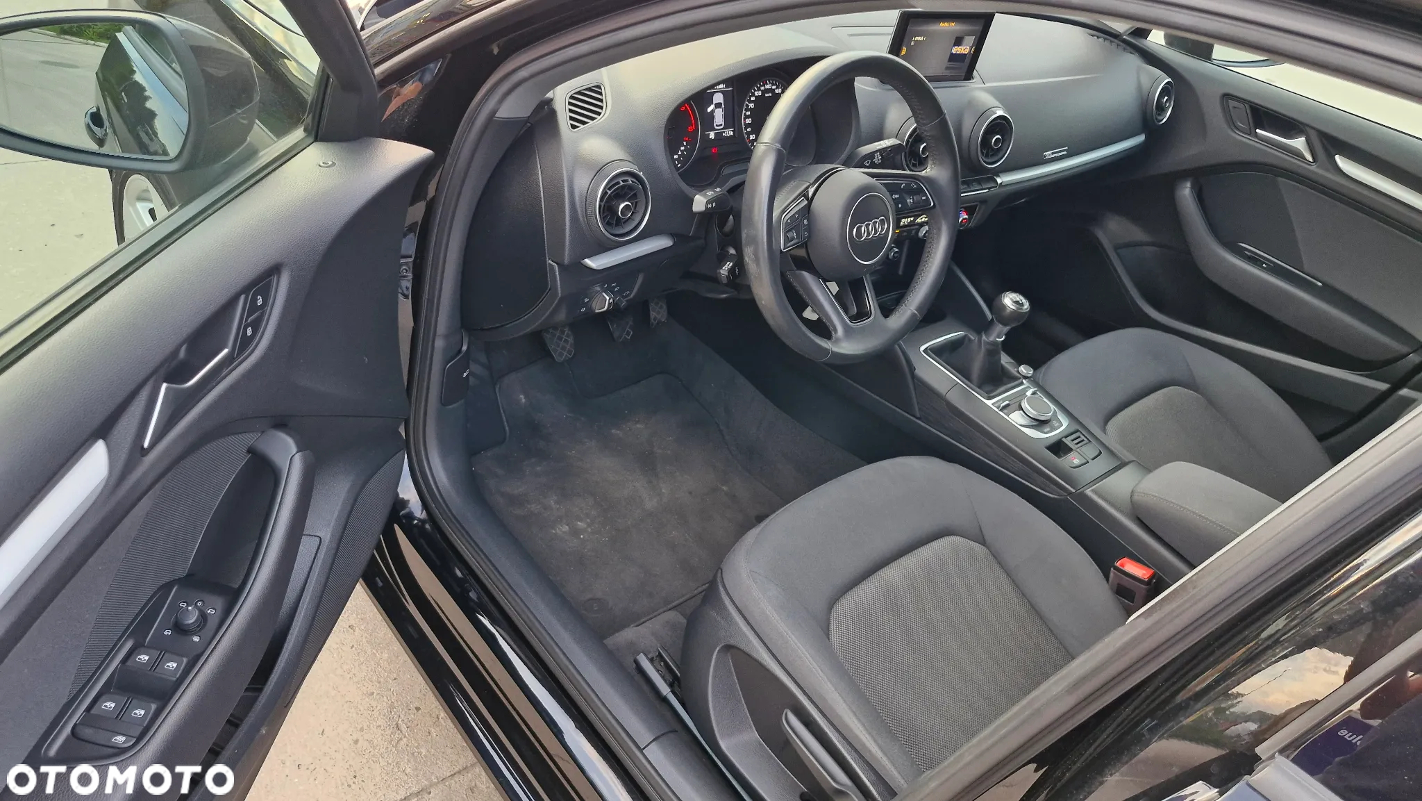 Audi A3 30 TDI Sportback design - 15
