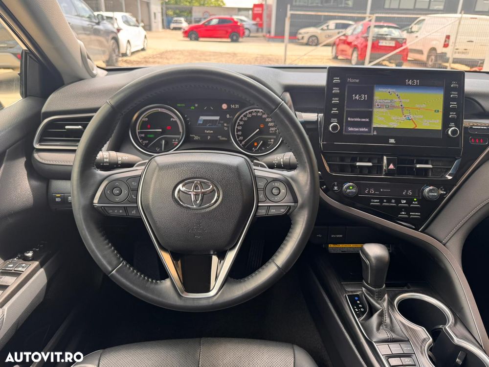 Toyota Camry 2.5 Exclusive - 13