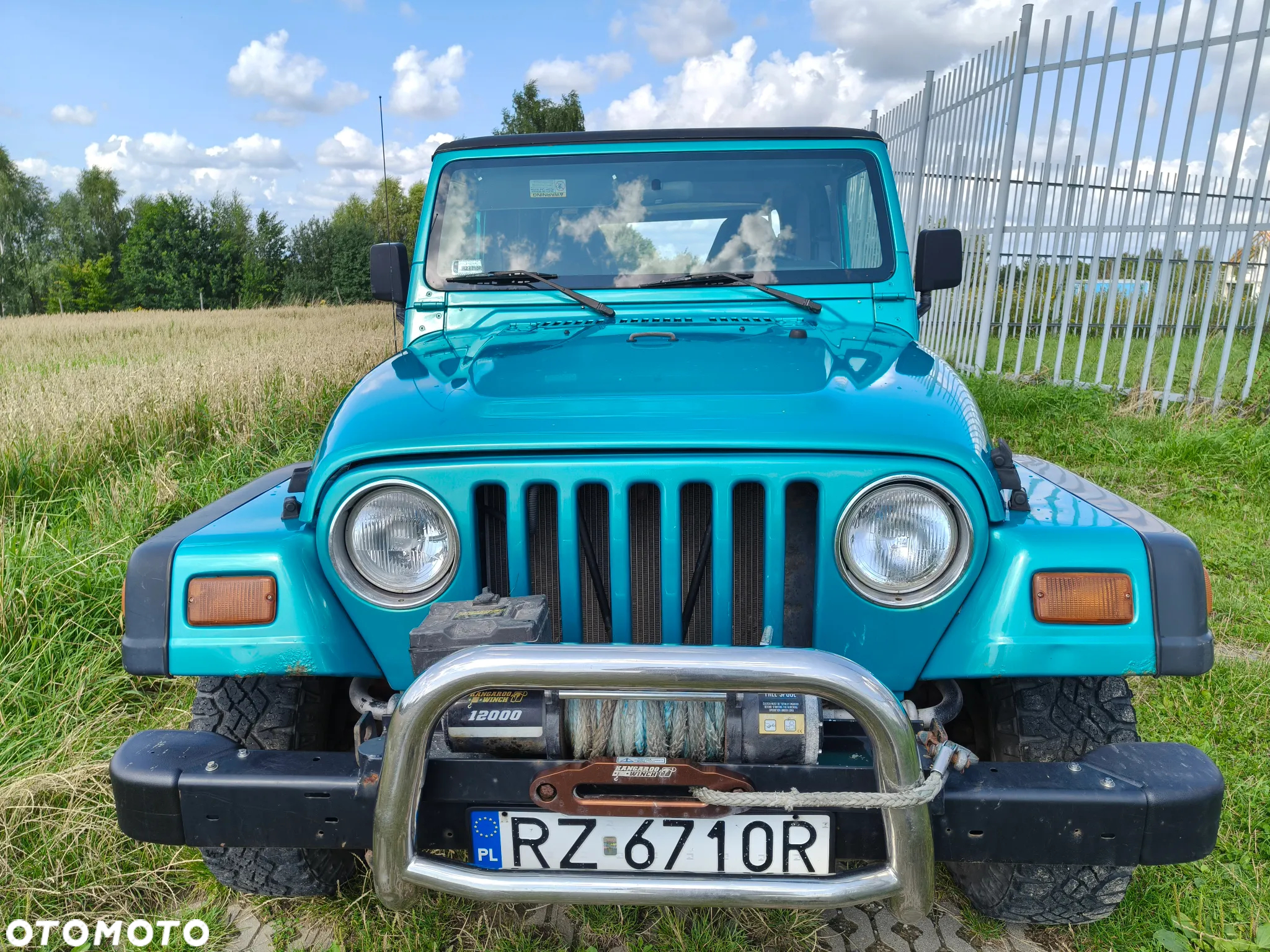 Jeep Wrangler 2.5L - 7
