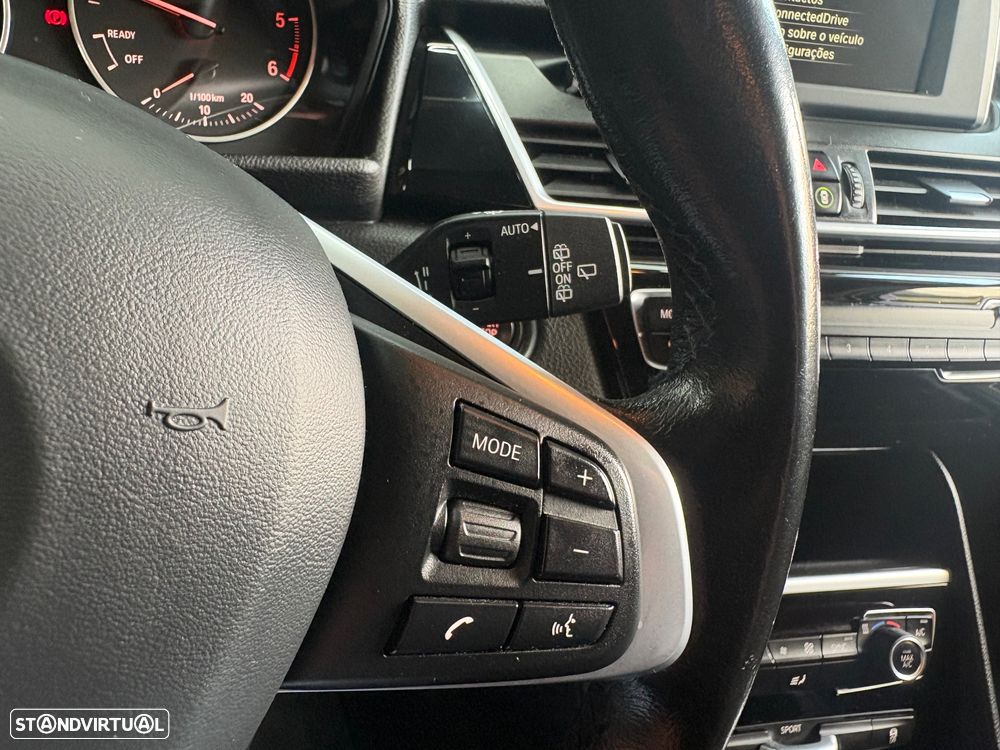 BMW 218 Active Tourer d Line Sport - 41