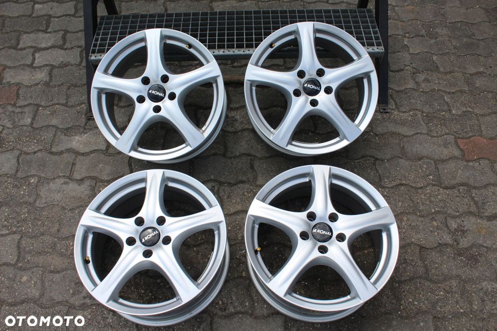 ronal 17cali 5x114,3 et40 hyundai kia renault honda toyota - 2
