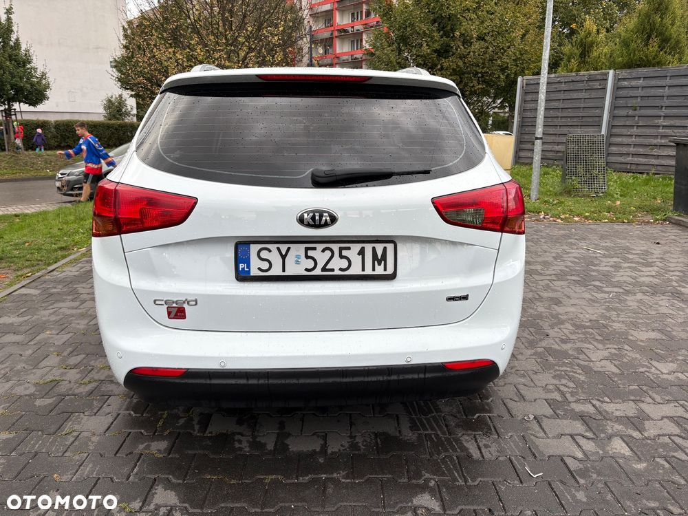 Kia Ceed 1.6 CRDi M - 10