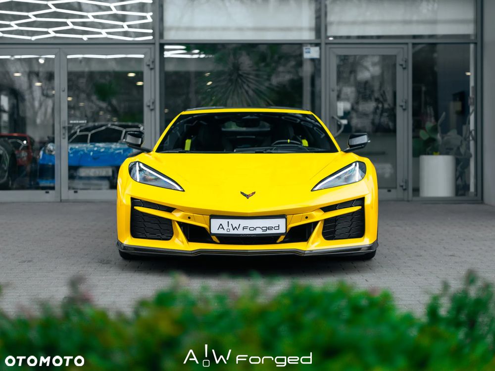 Chevrolet Corvette - 3