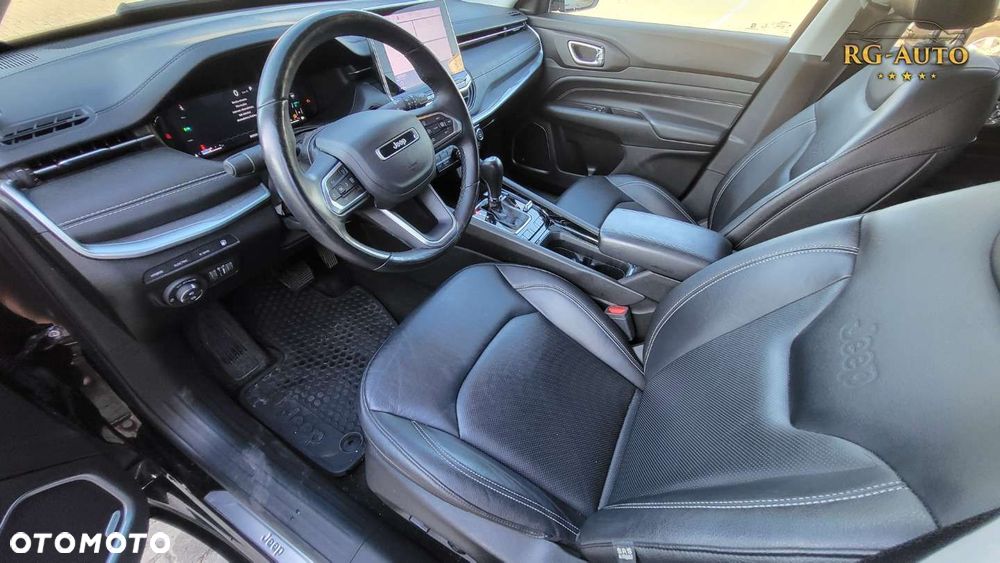 Jeep Compass - 26
