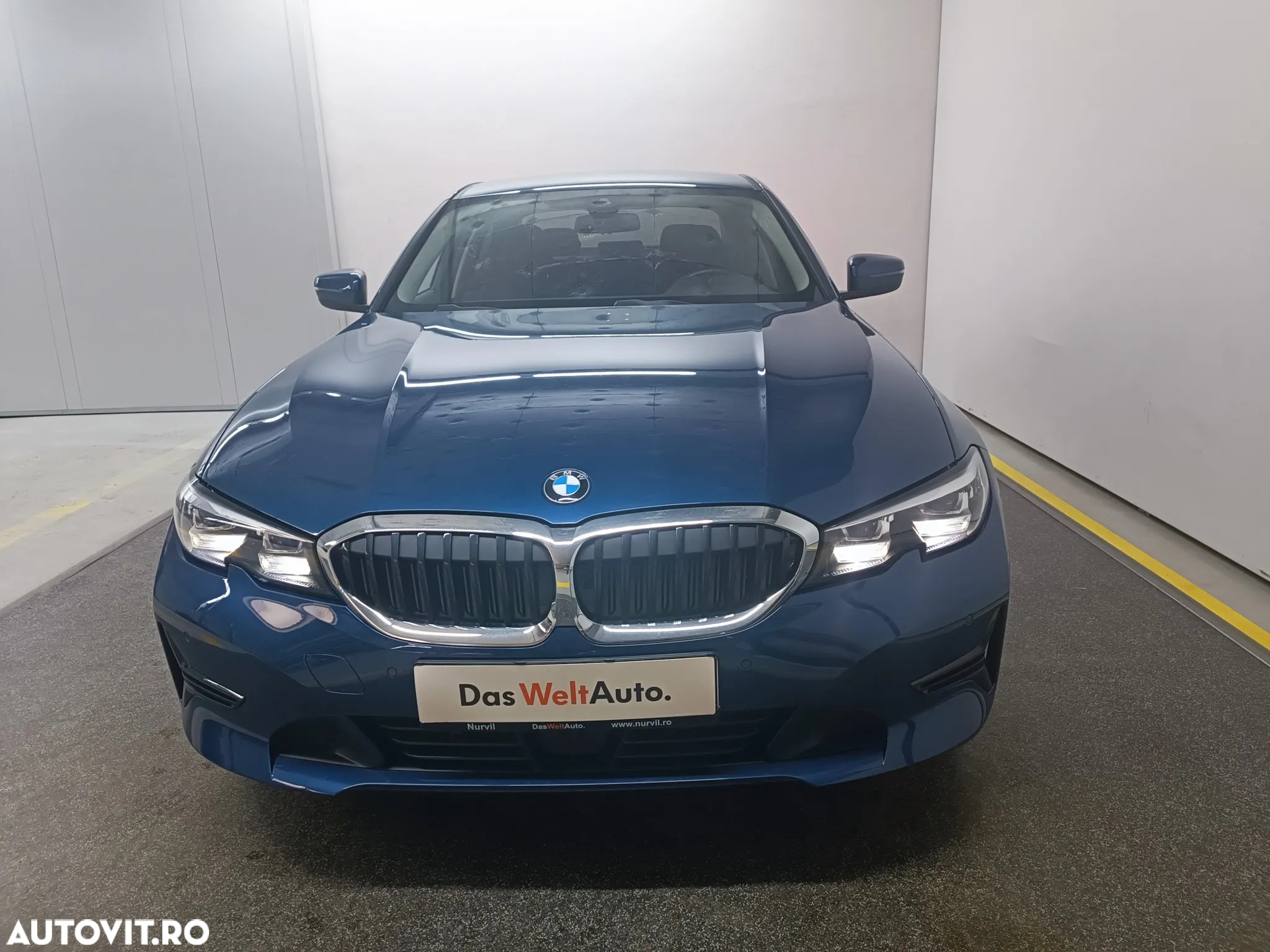 BMW Seria 3 320d xDrive Aut. Luxury Line - 7