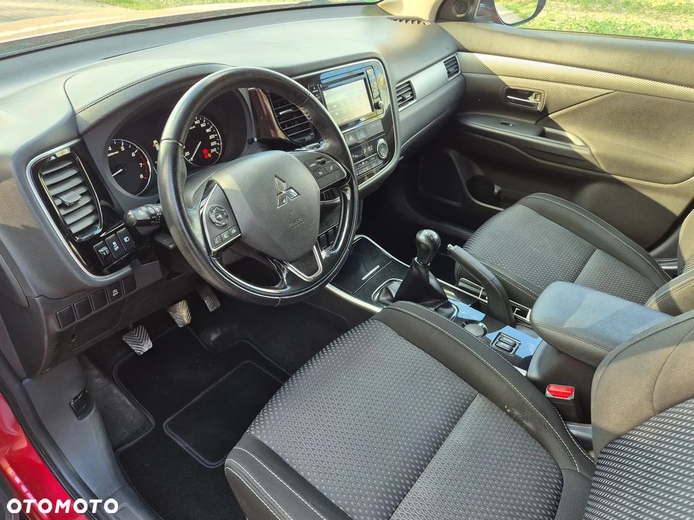 Mitsubishi Outlander 2.0 2WD Edition - 14