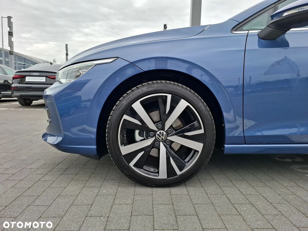 Volkswagen Golf - 31