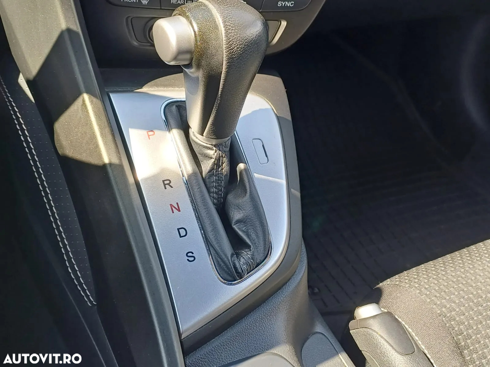 Honda Civic 1.8 i-VTEC AT Sport - 22