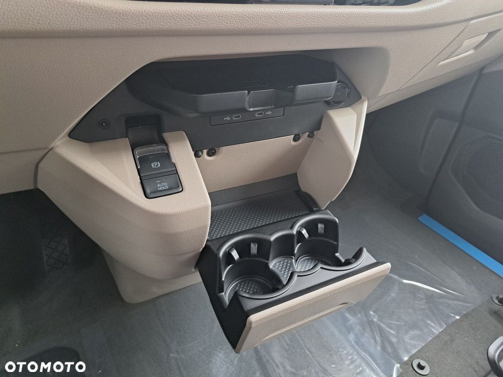 Volkswagen California - 18