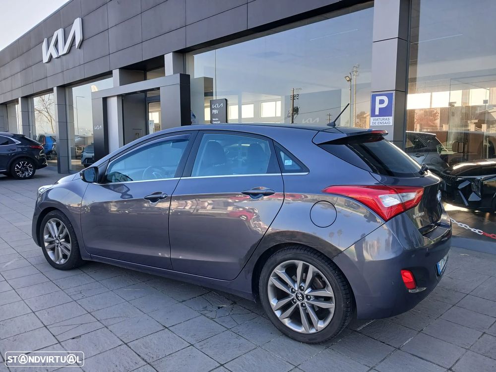 Hyundai i30 1.6 CRDI Blue Style - 4