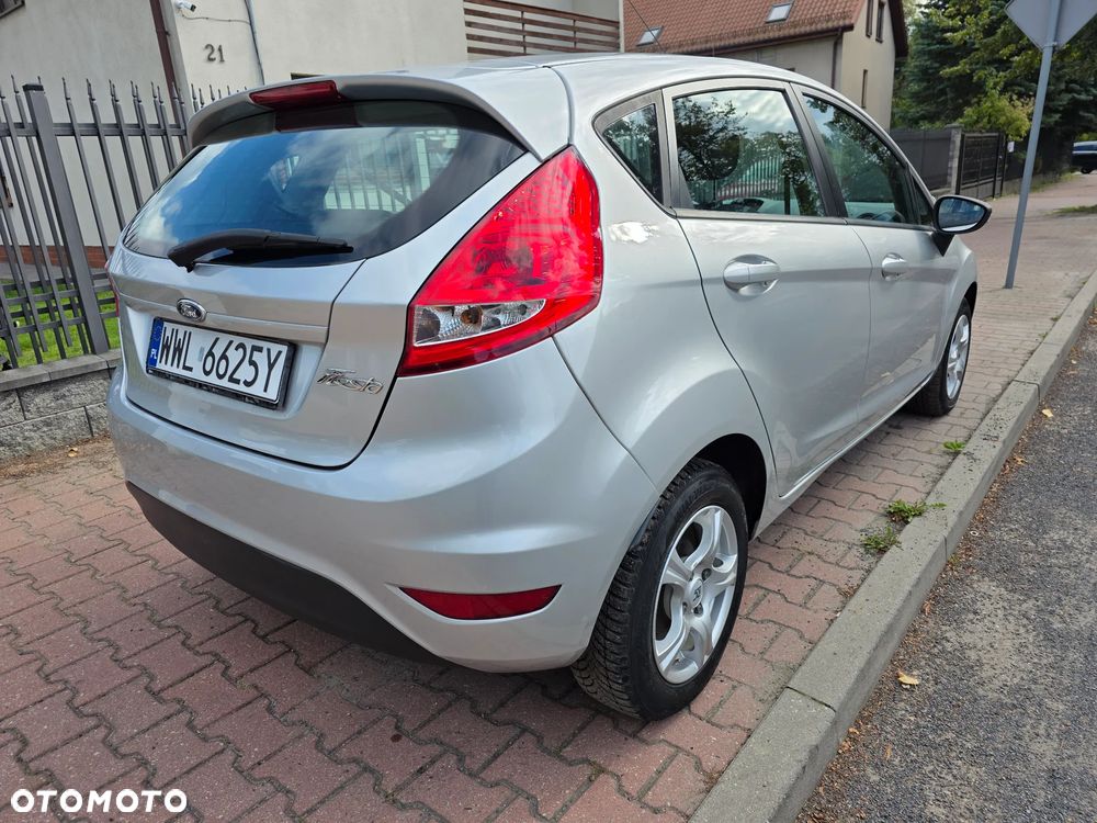 Ford Fiesta - 8