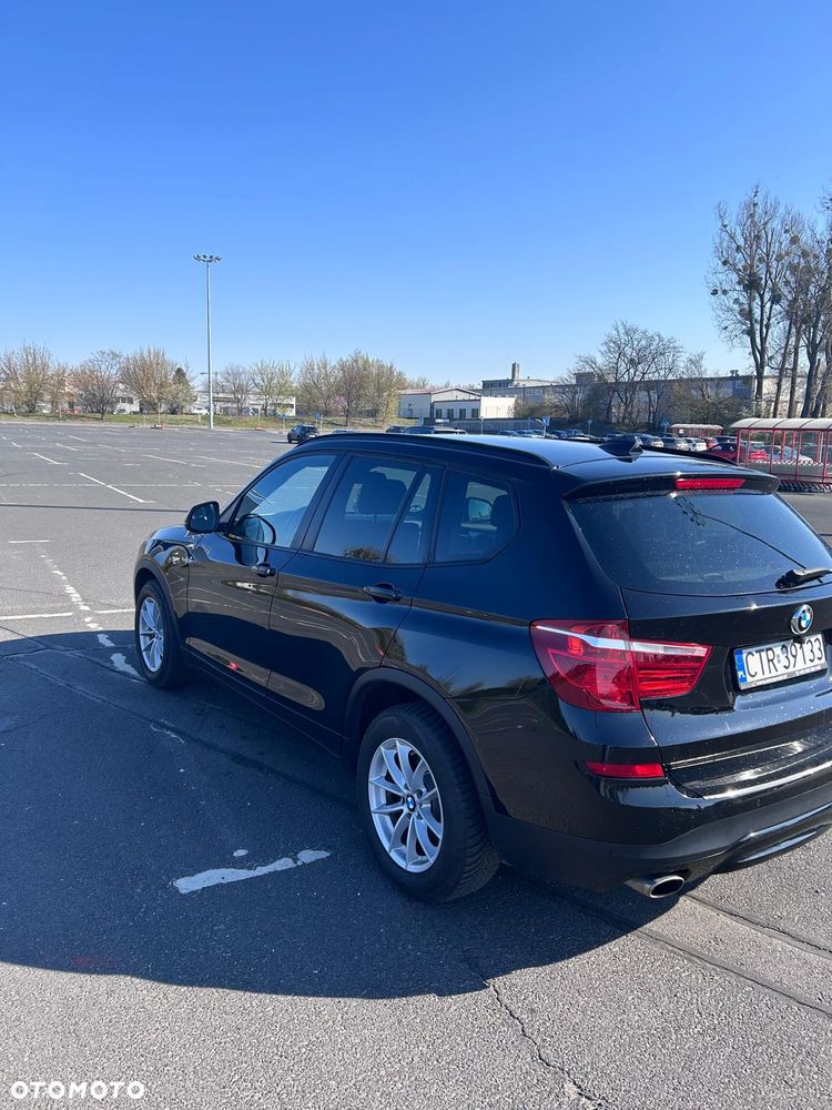 BMW X3 sDrive18d - 9