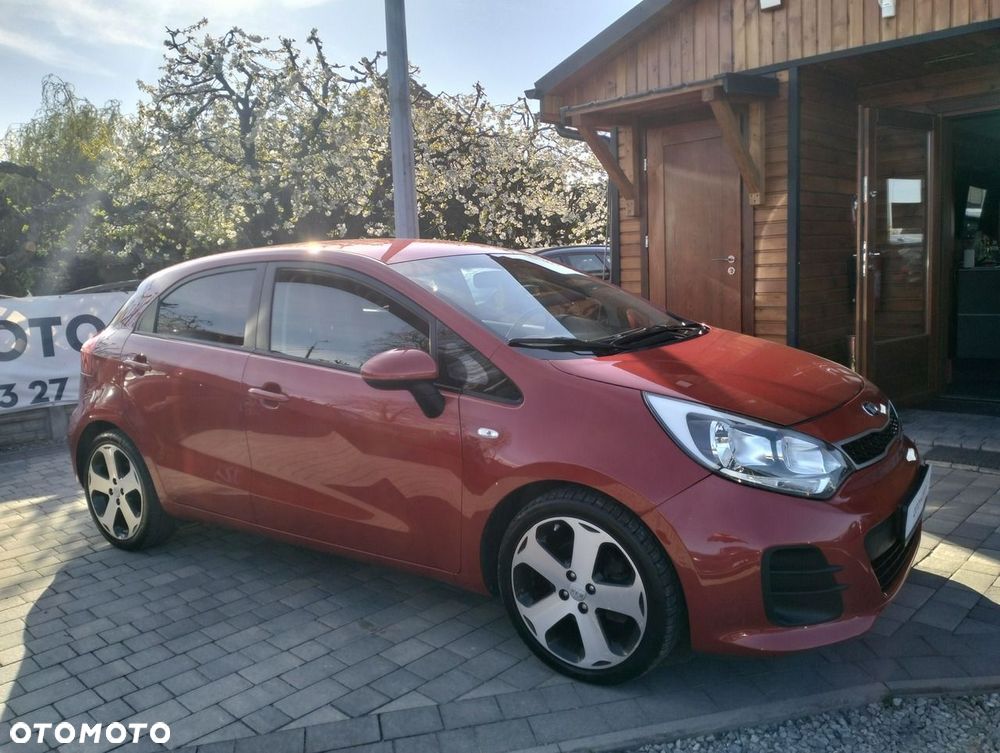 Kia Rio - 1