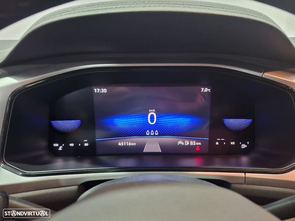 VW T-Roc 1.0 TSI Urban - 17