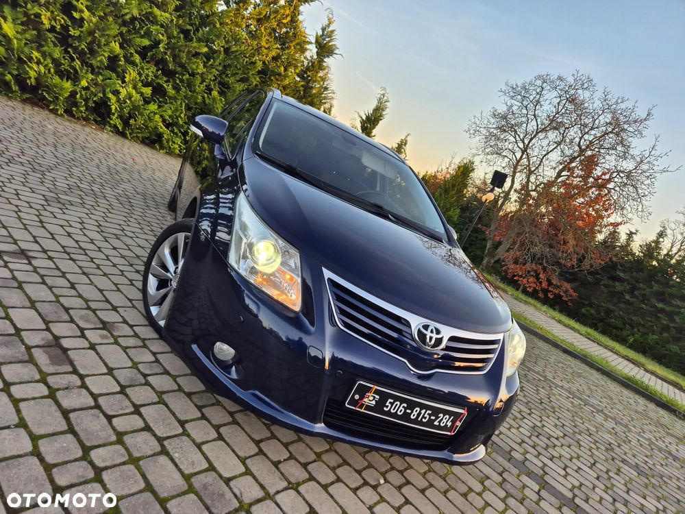 Toyota Avensis 2.0 Prestige NAVI - 6