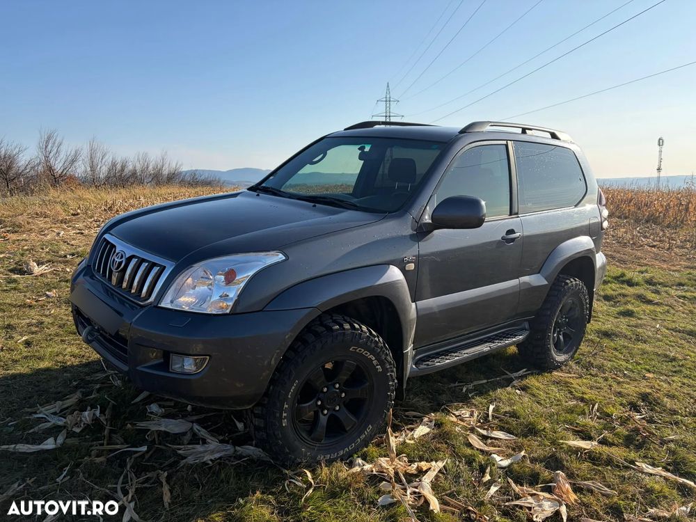 Toyota Land Cruiser - 1