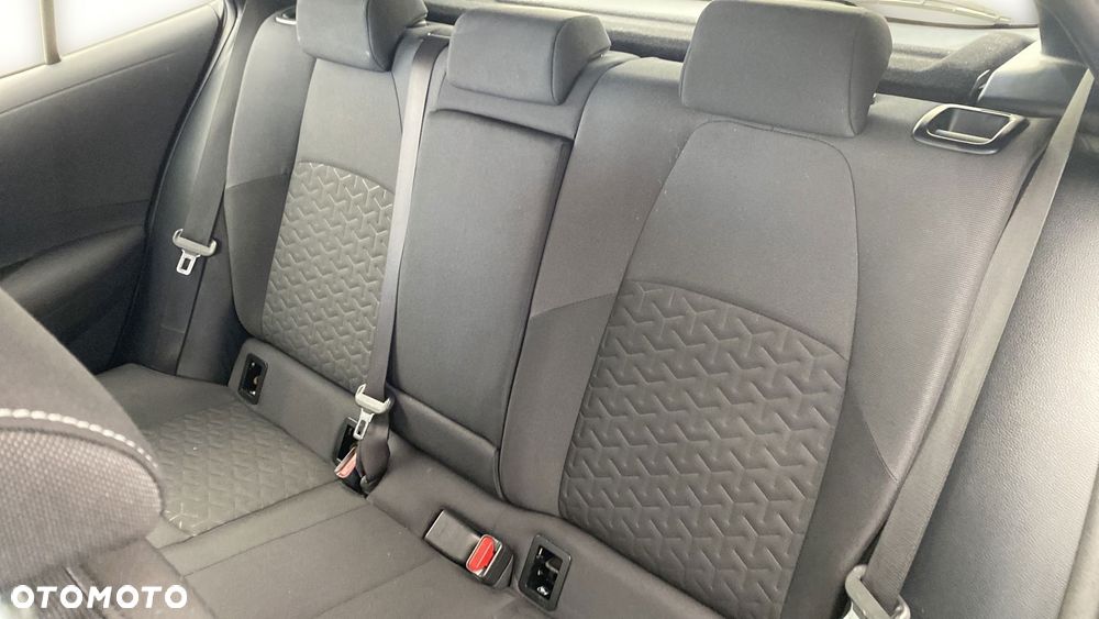 Toyota Corolla 1.8 Hybrid GPF Comfort - 12