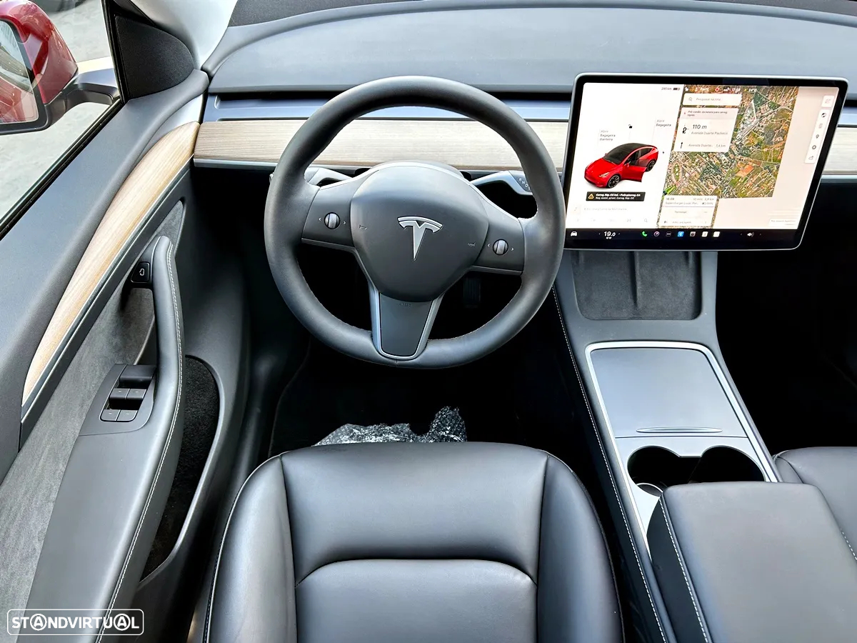 Tesla Model Y Long Range Dual Motor AWD - 10