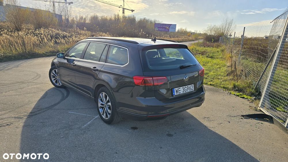 Volkswagen Passat - 5
