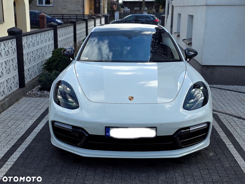Porsche Panamera 4S - 17
