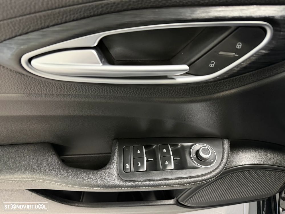 Alfa Romeo Giulia 2.2 AT8 Super - 13