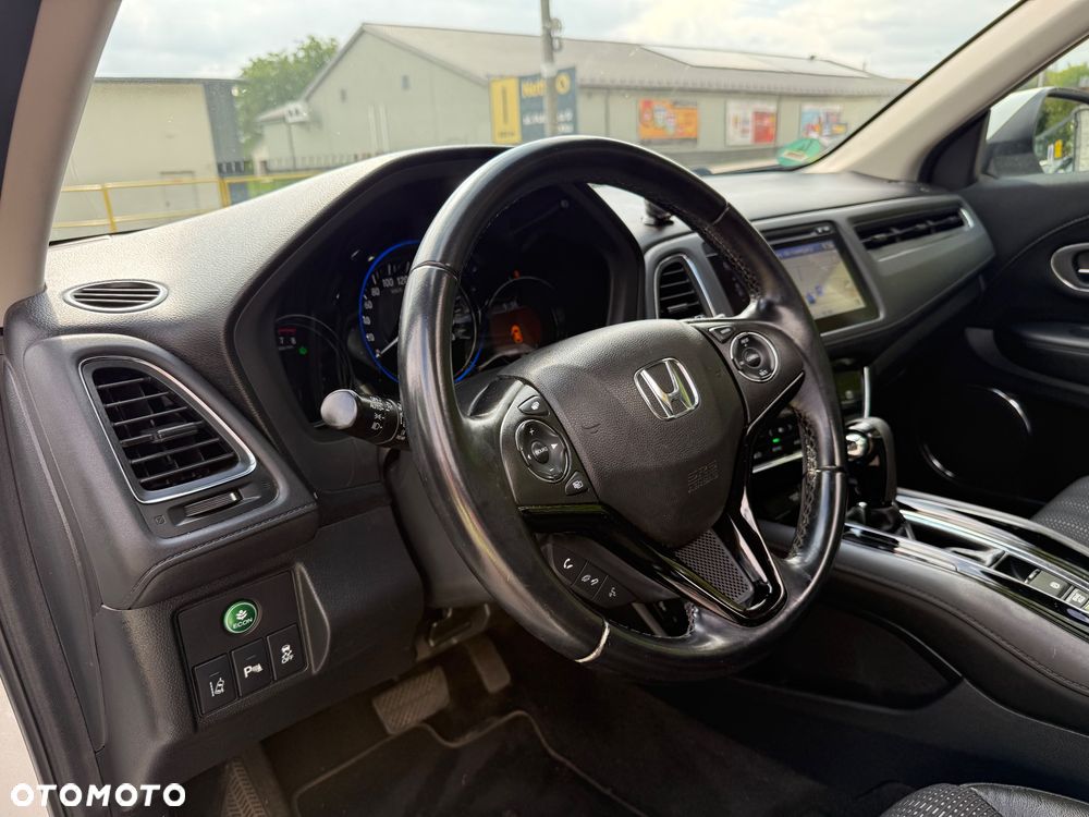 Honda HR-V 1.5 i-VTEC CVT Executive - 19