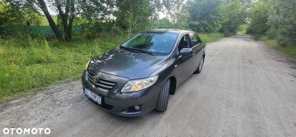 Toyota Corolla - 9