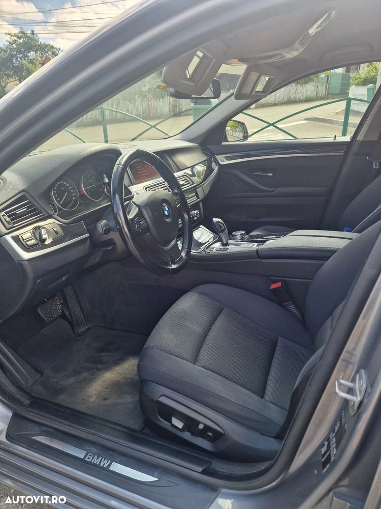 BMW Seria 5 520d AT - 6