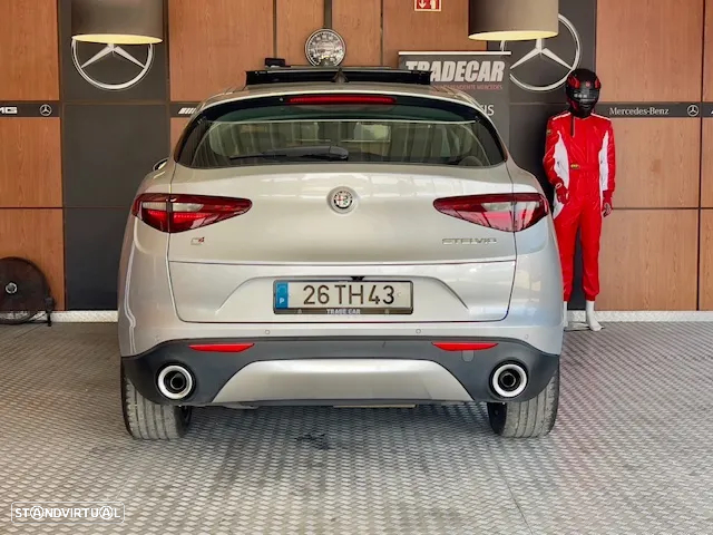 Alfa Romeo Stelvio 2.2 D Veloce Q4 AT8 - 27