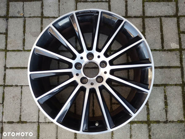 Felga Mercedes W205 AMG 8,5J 19 ET52 TYŁ A2054016600