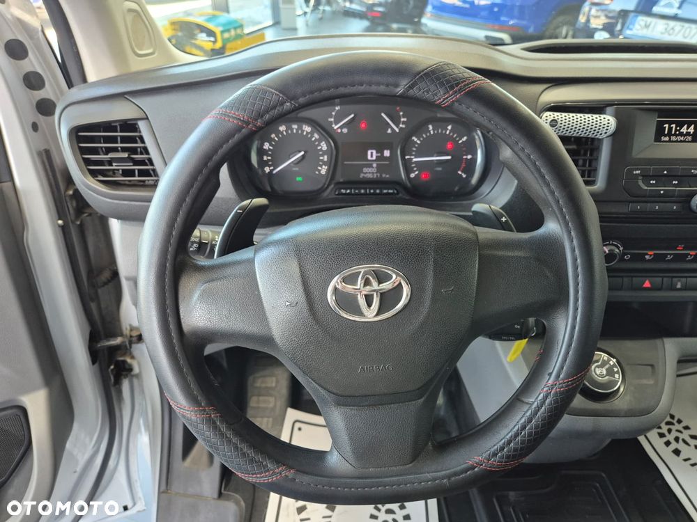 Toyota ProAce 1.6 / L1H1 / AUTOMAT / BEZWYPADKOWY / SERWISOWANY / KSIĄŻKA SERWISOWA / STAN IDEALNY / KRÓTKI / ALUFELGI - 29