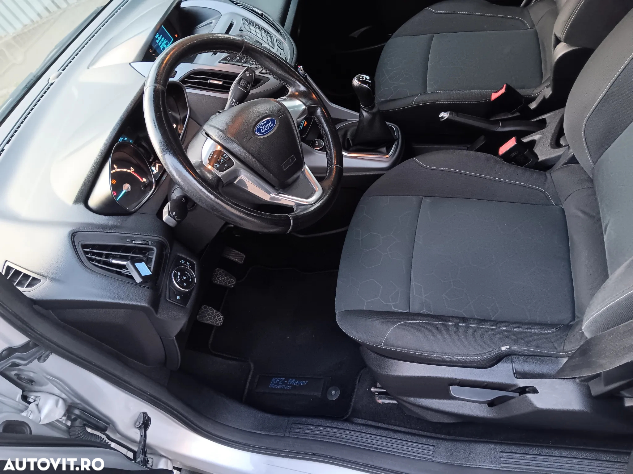 Ford B-Max 1.5 TDCi Ambiente - 11