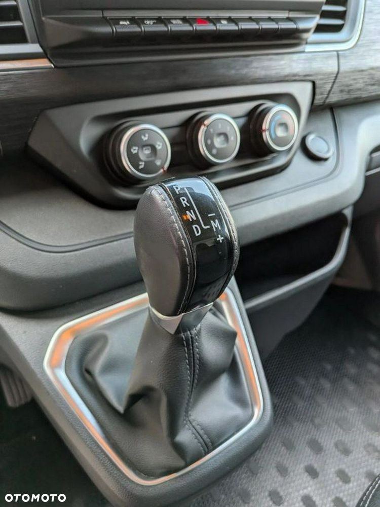 Renault Trafic - 14