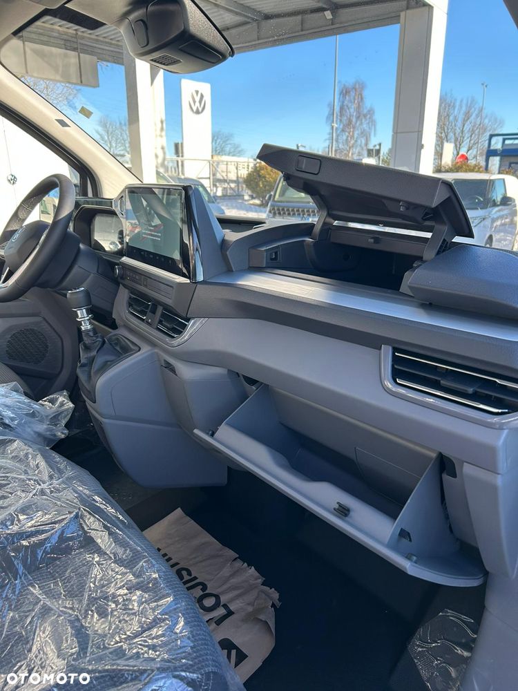 Volkswagen Transporter FURGON T7 - 23