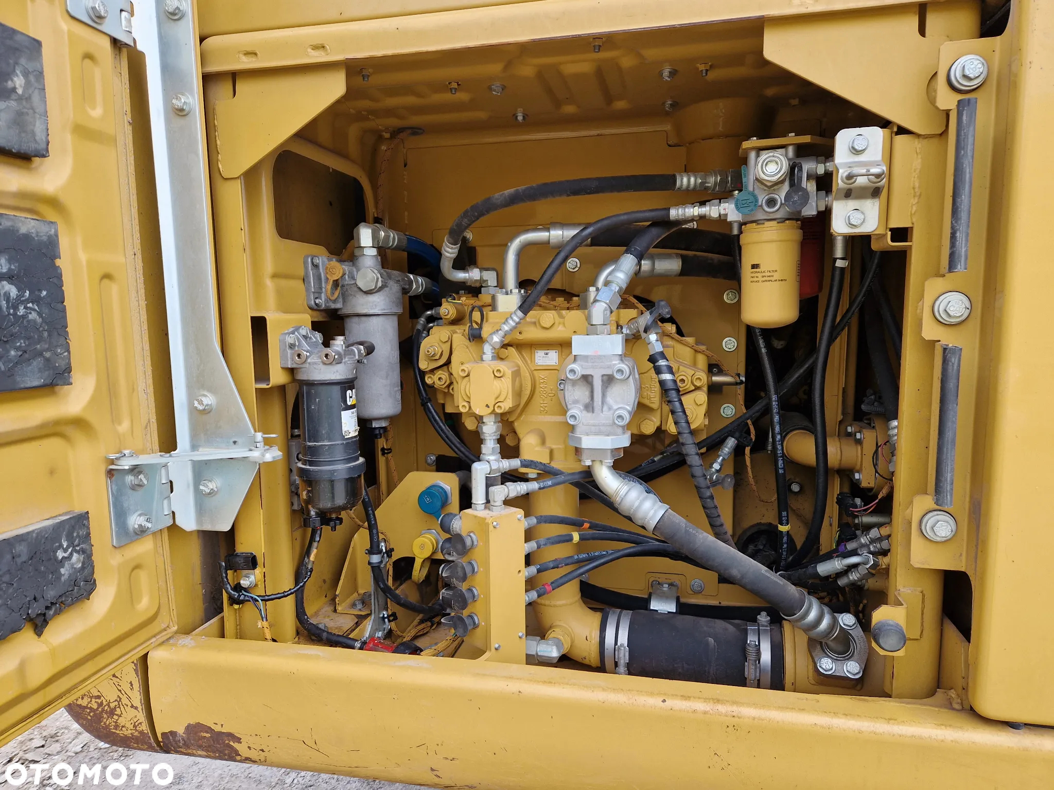 Caterpillar 323 EL - 23