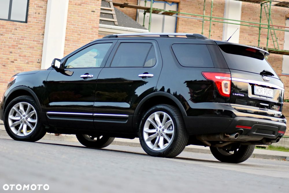 Ford Explorer - 3