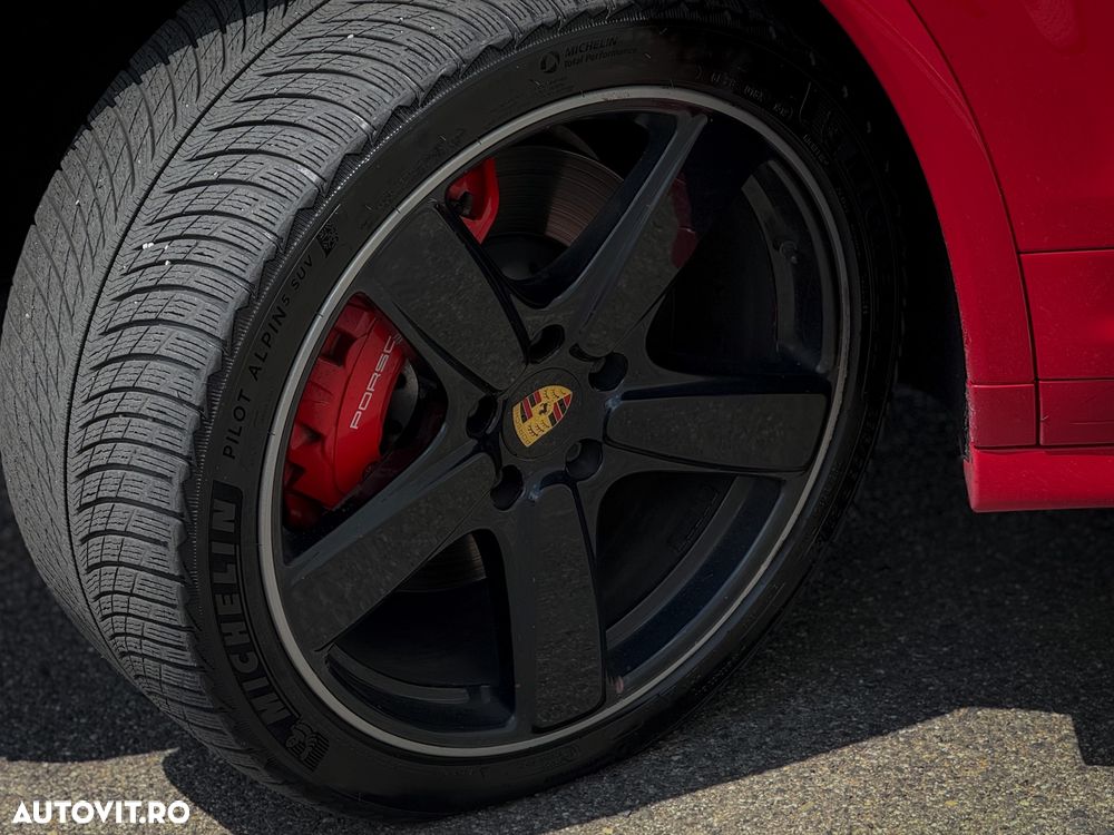 Porsche Cayenne Turbo S Tiptronic S - 7
