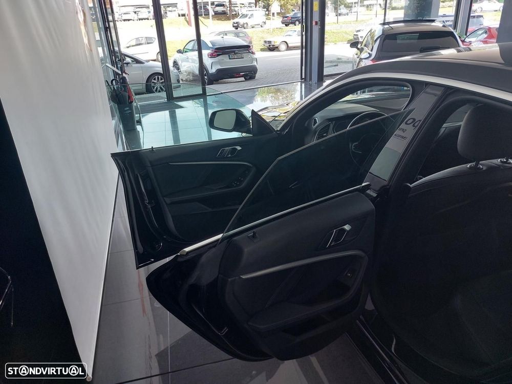 BMW 216 Gran Coupé d Pack Desportivo M - 18