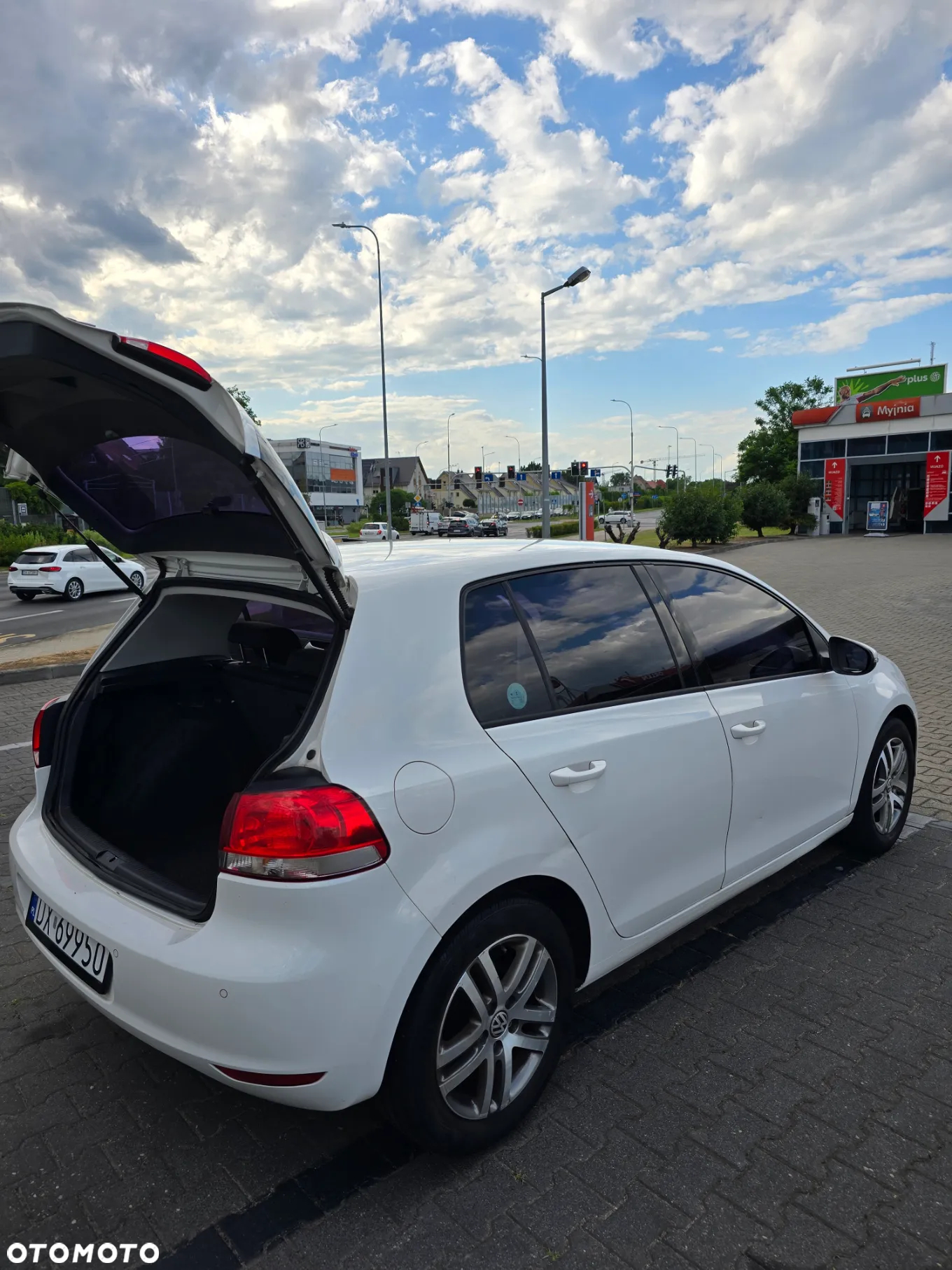 Volkswagen Golf VI 1.6 TDI BlueMot Comfortline DSG - 7