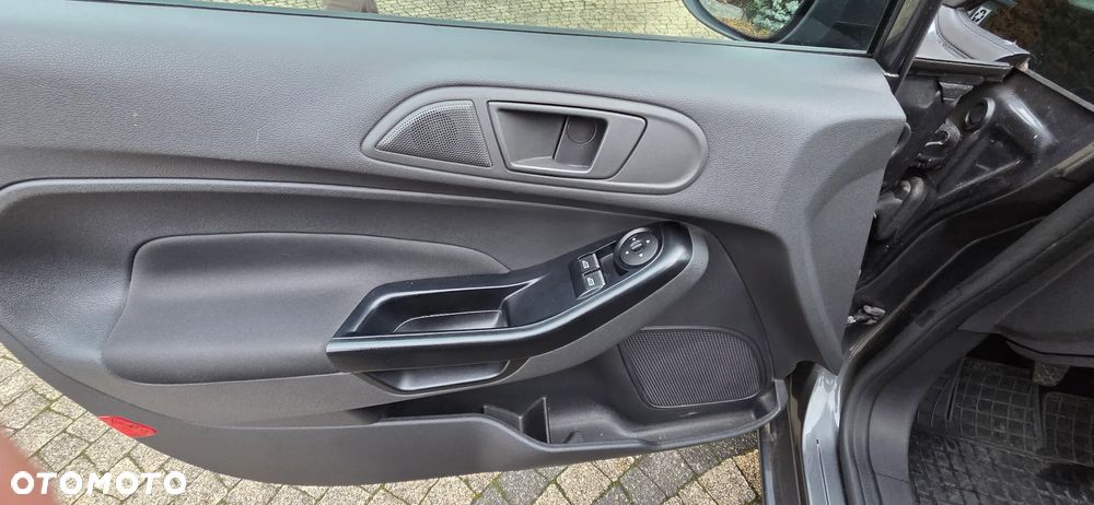 Ford Fiesta 1.25 Trend - 17