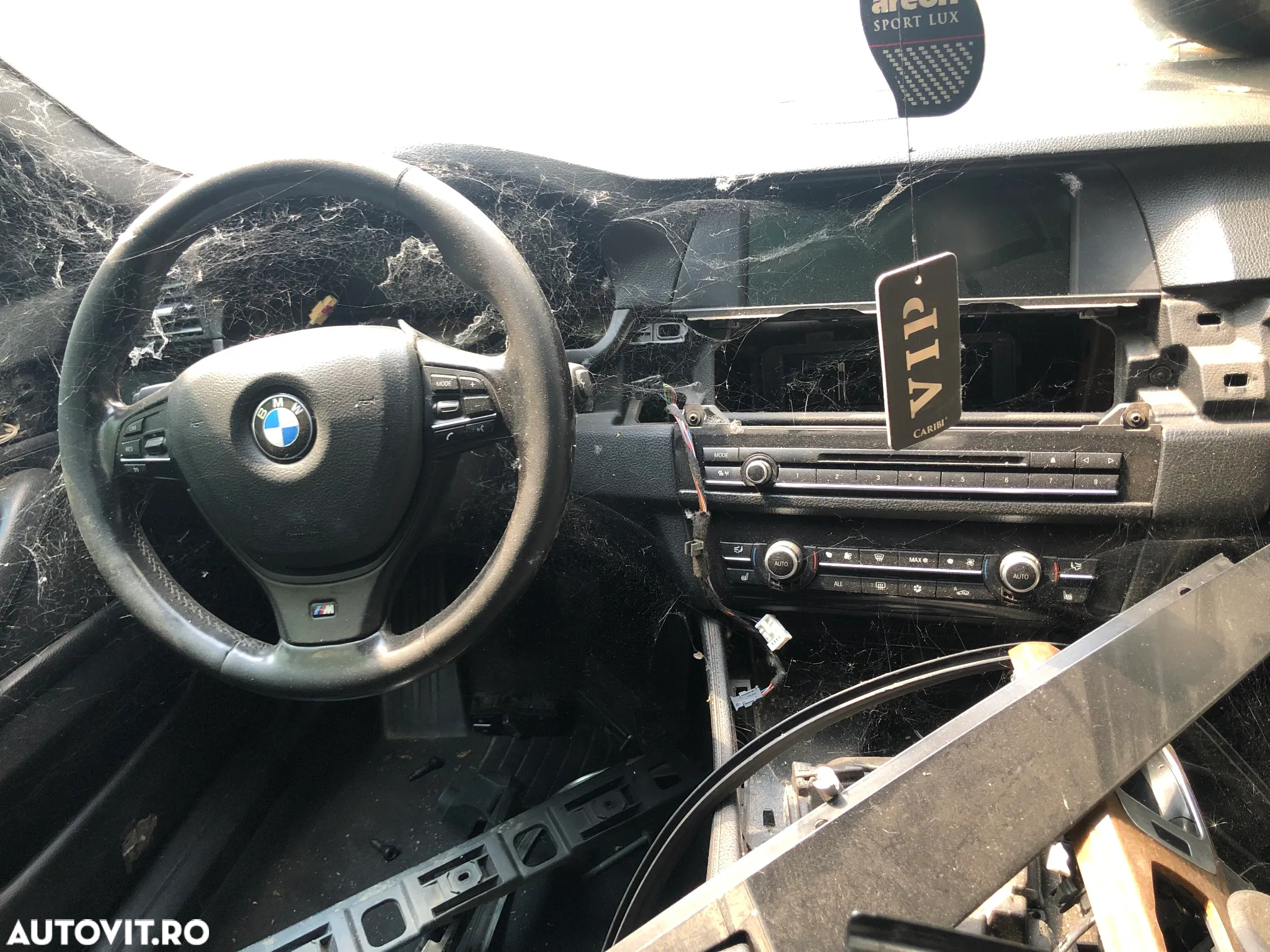 Dezmembrez Bmw seria 5 F10 F11 2.0 3.0 diesel volan stanga - 3