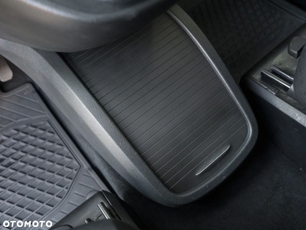 Mercedes-Benz Klasa V 250 (BlueTEC) d extralang 7G-TRONIC Avantgarde - 19