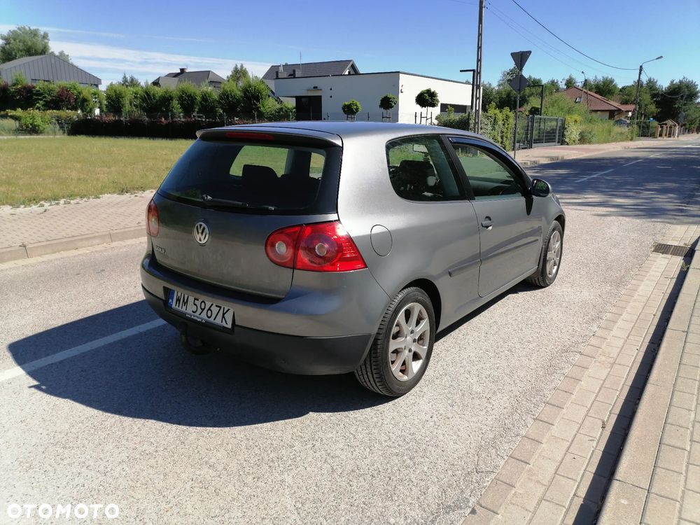 Volkswagen Golf - 3