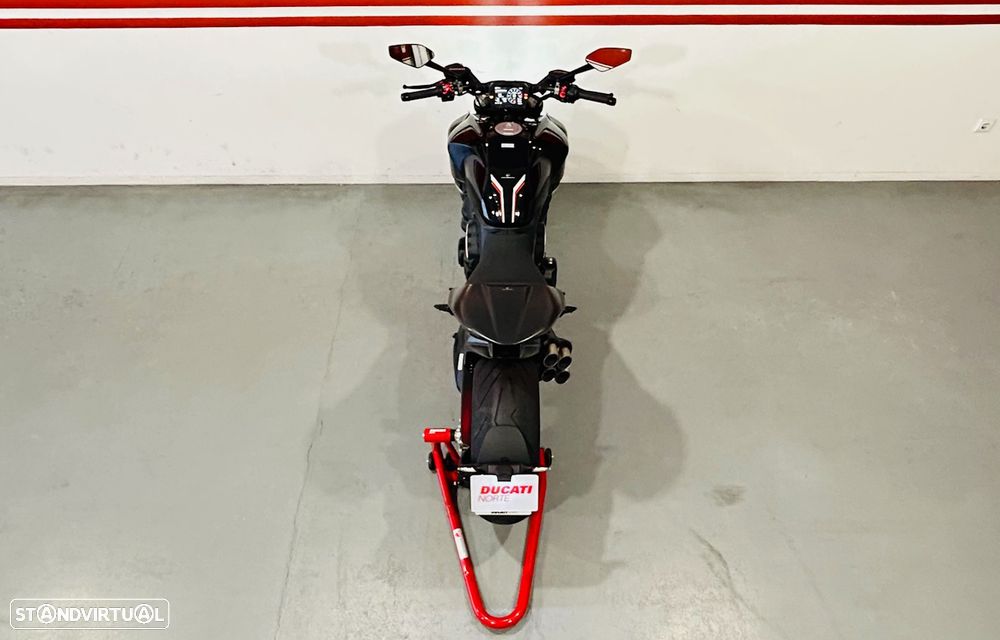 Ducati Diavel V4 Thrilling Black - 10