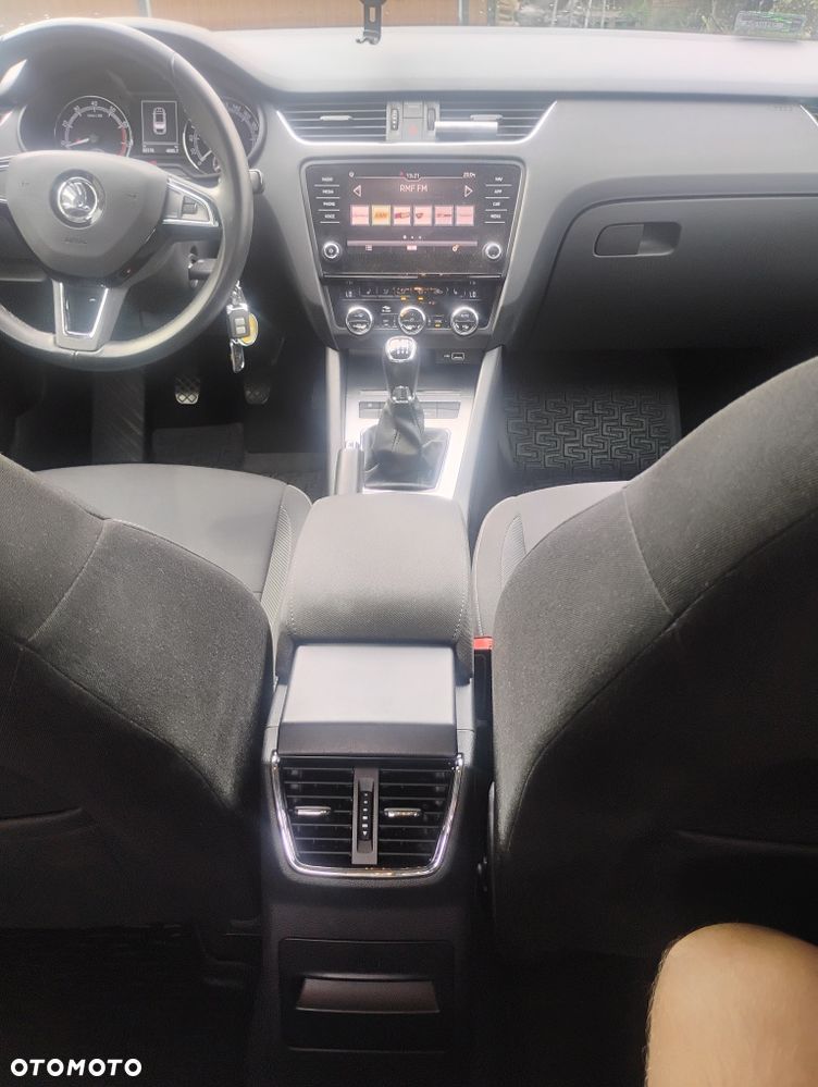 Skoda Octavia - 7