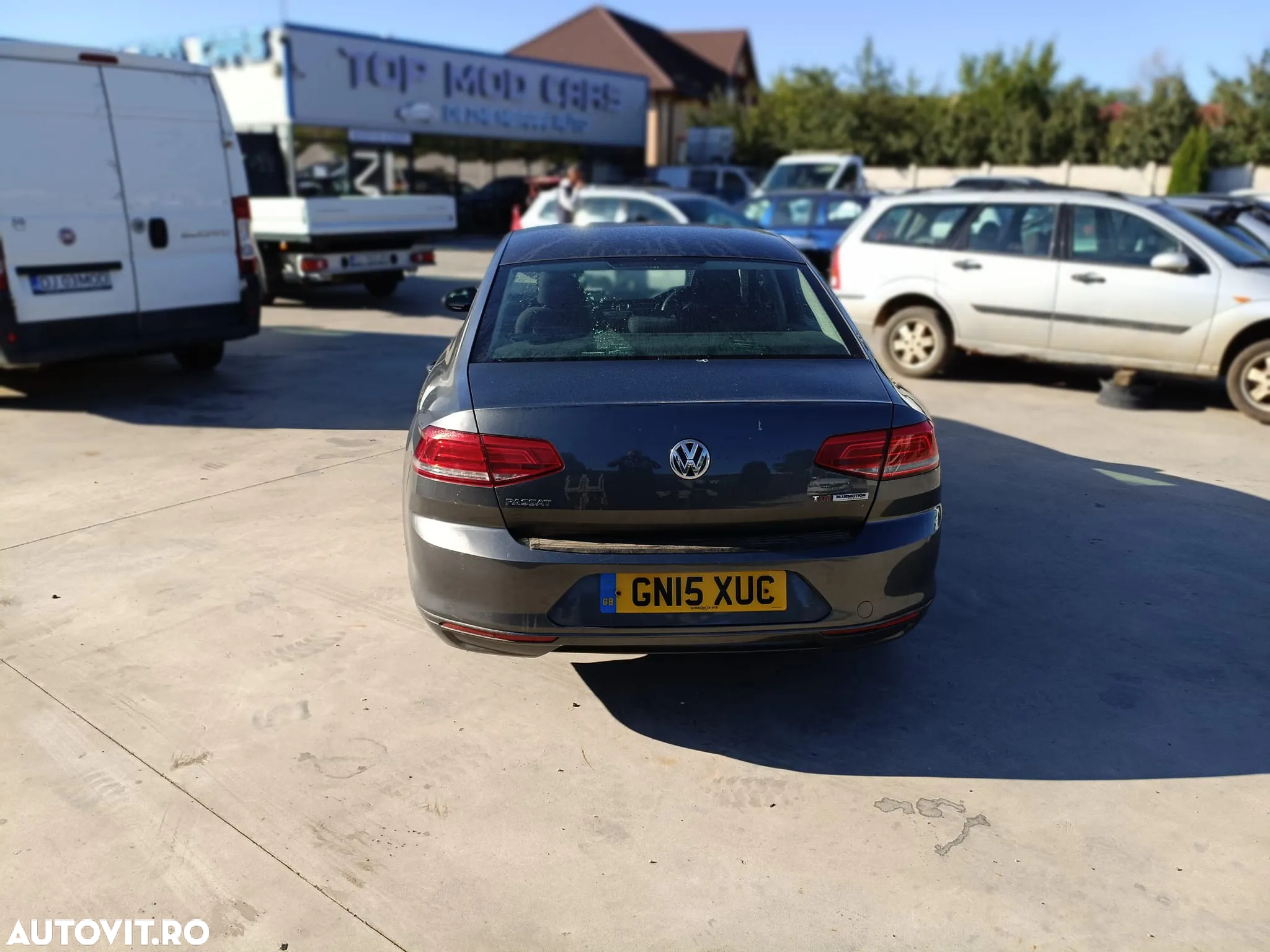 Dezmembrez Volkswagen Passat B8 - 3